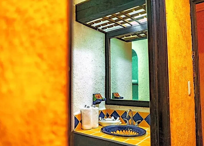 Hacienda Maria Bonita 2*